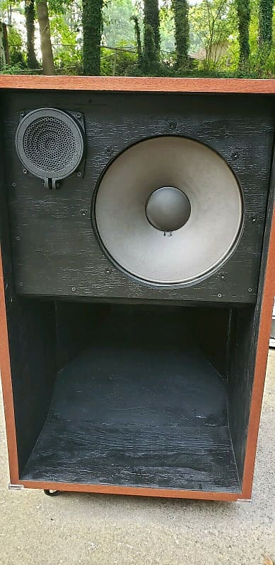 Jbl C34 Speakers