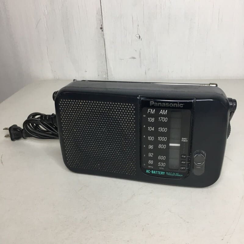 Panasonic Portable Am FM Radio Battery Operated Analog AC Power Silver  RF-2400D