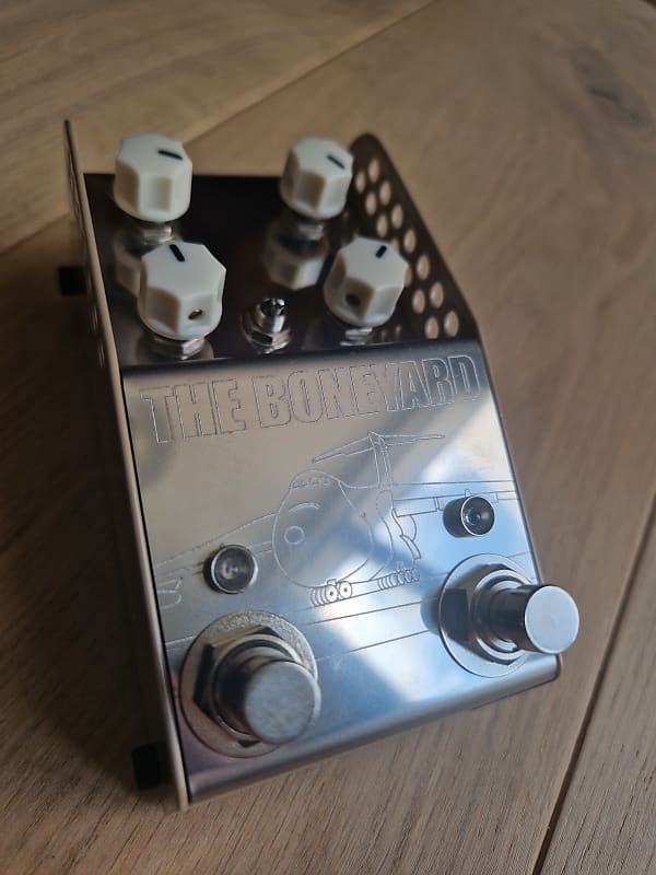 Thorpy FX Boneyard Tonebender (Effektgerät hotsell für E-Gitarre)