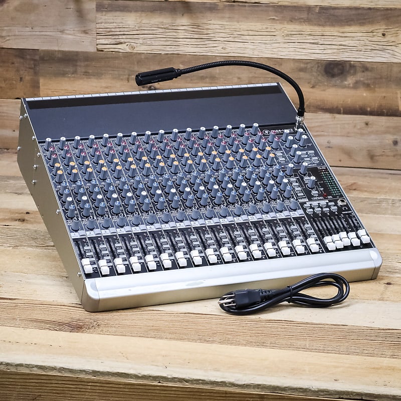 Mackie 1604-VLZ3 16-Channel Mic / Line Mixer | Reverb
