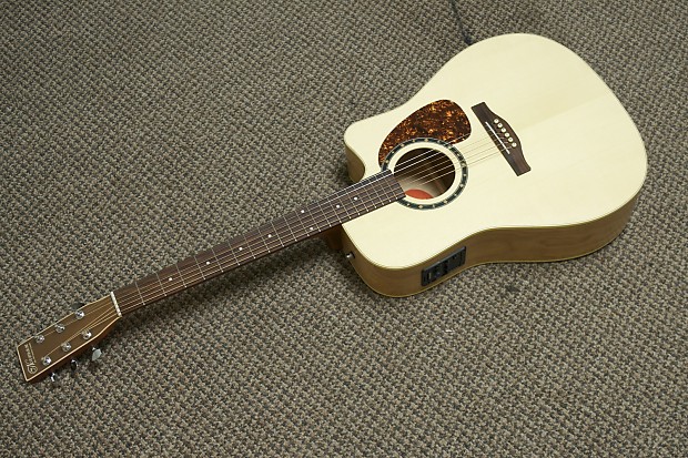 Norman Encore B20 CW Presys Acoustic Electric Guitar