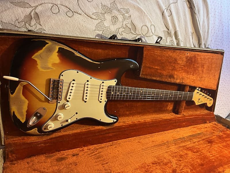 Fender  Stratocaster  1964 Sunburst image 1