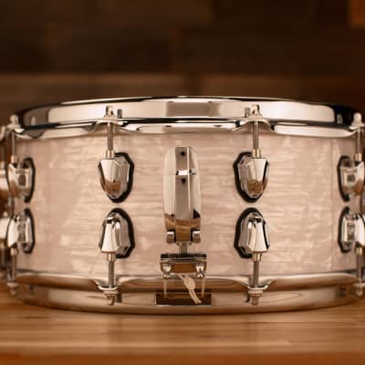 MAPEX BLACK PANTHER HERITAGE 14 X 6 5 PLY MAPLE SNARE DRUM, WHITE STRATA image 3