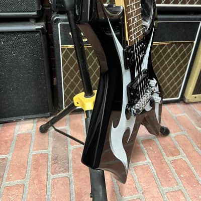 B.C. Rich Tribal Warlock Black White image 4