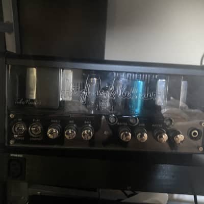 Hughes & Kettner TubeMeister Deluxe 20 2-Channel 20-Watt Guitar