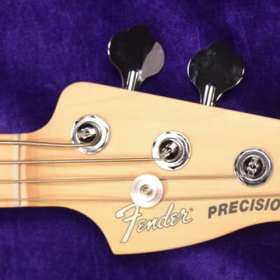 Fender AM Performer Precision, Lake Placid Blue/Maple. *Factory Cosmetic Flaw = Save $ image 3