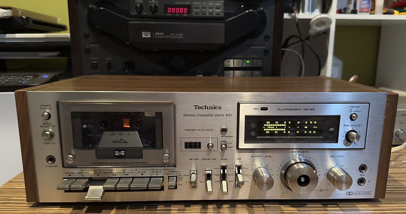 Technics RS-641 Stereo Cassette Deck – Vintage – Good Working Condition – (One Knob Missing)  			
