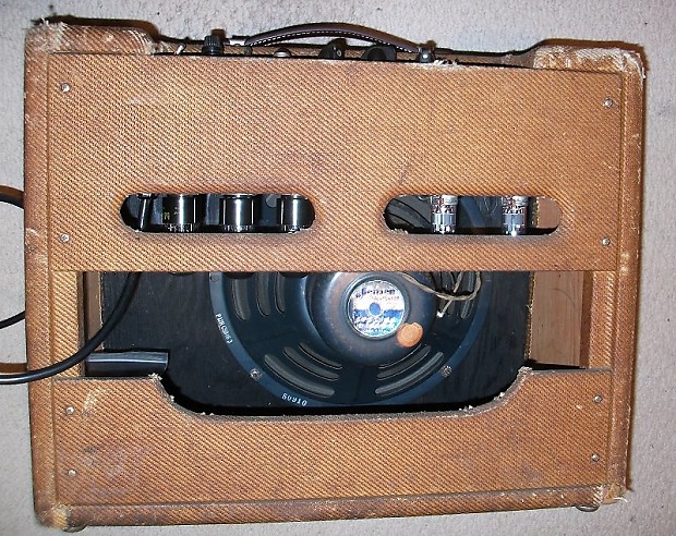 1959-60 FENDER ORIGINAL TWEED DELUXE GUITAR AMP 5E3 NARROW 1959-60 FENDER ORIGINAL TWEED DELUXE GUITAR AMP 5E3 NARROW