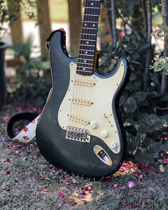 MJT Strat / Warmoth Stratocaster Body Charcoal Frost Metallic Relic,  Lightweight Alder + Hardware