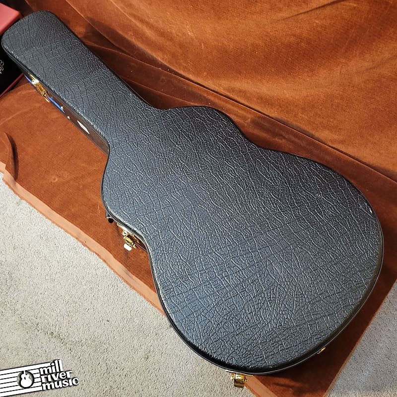 Unbranded Small Body/Classical Acoustic Guitar Hardshell Case Used image 1
