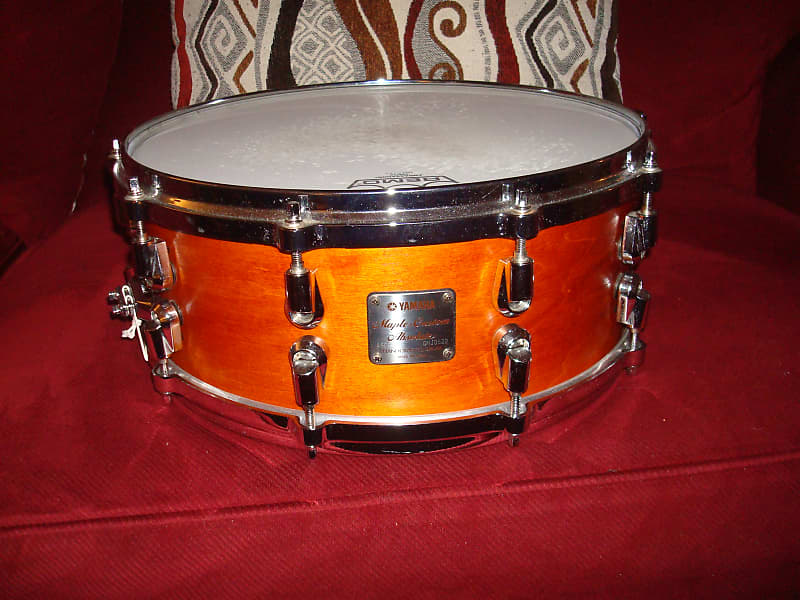 Yamaha Maple Custom Absolute Snare Drum, Made in JAPAN, 14 x 5.5 model #  ASD0545 Excellent!