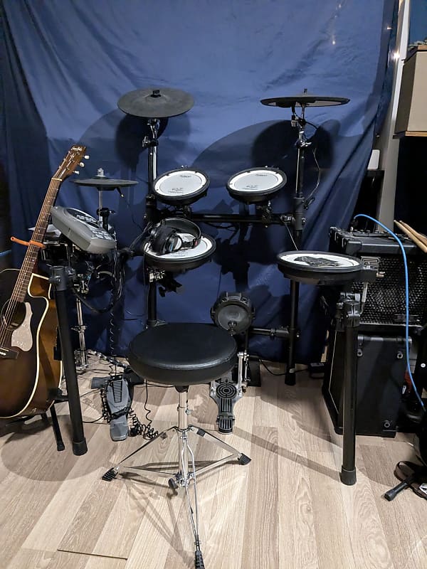 Roland TD-15K V-Drum Kit with Mesh Pads 2010s - Black image 1