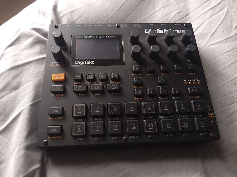 Elektron Digitakt Eight-Voice Digital Drum Computer/Sampler
