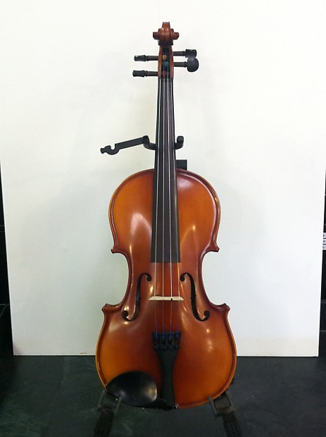 Amati Maestro 4/4 Violin image 1