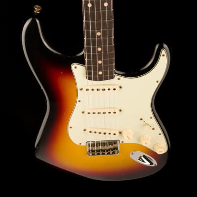 Fender Custom Shop 1961 Stratocaster Hardtail Journeyman Relic 3-Tone Sunburst image 4