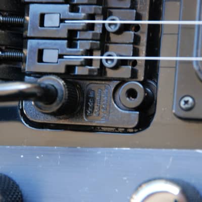 ■Bill Lawrence SSH Floyd Rose Type 22F