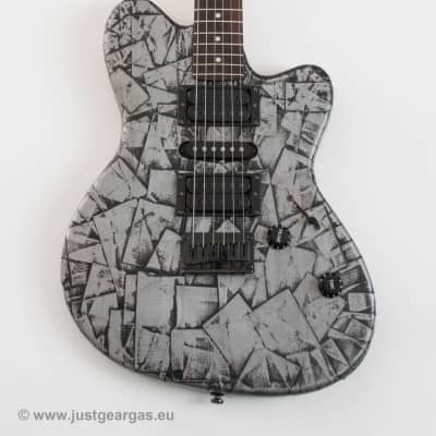 Ibanez NDM 1 TSG 2003 , Rare Noodles (The Offspring) Signature Model image 4