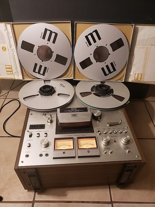 Akai GX-630D Reel to reel tape recorder