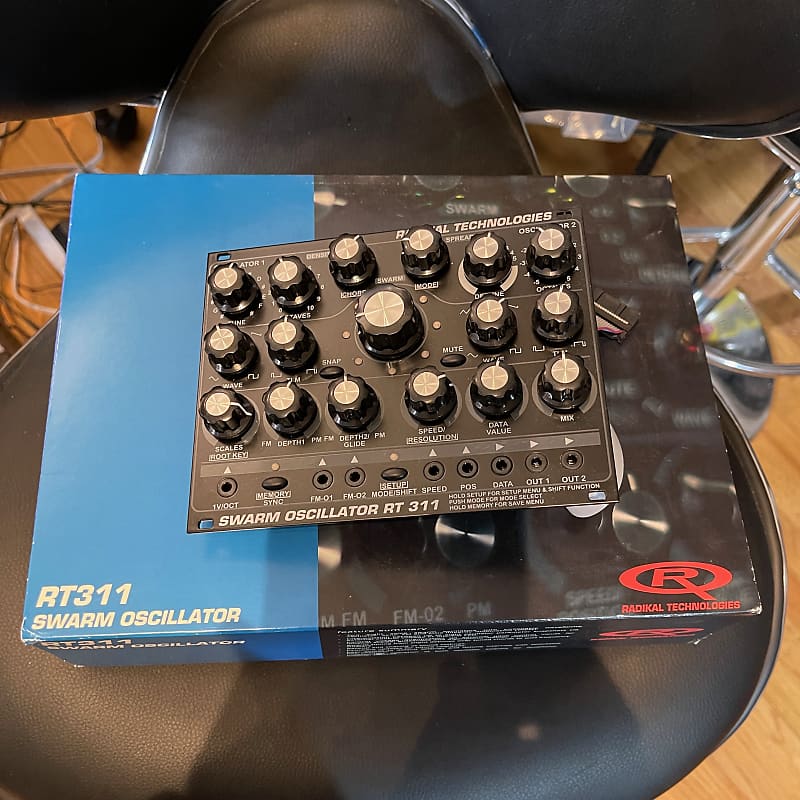 Radikal Technologies Swarm Oscillator RT311 2020's Black Reverb