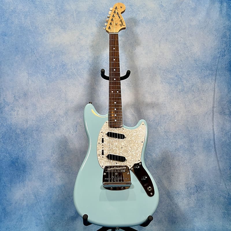 ギター Fender MIJ Traditional 60s Mustang sddefault.jpg