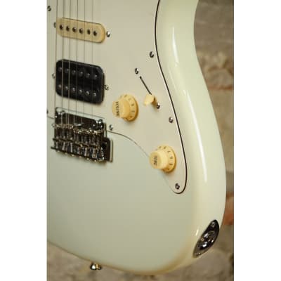 JET GUITARS JS400 OW - Stratocaster HSS Roasted Maple Neck - Olympic White image 14