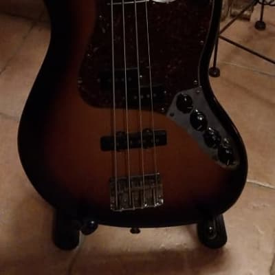 Fender Reggie Hamilton Artist Series Signature Standard Jazz Bass 2005 - 2015 - 2-Color Sunburst for sale