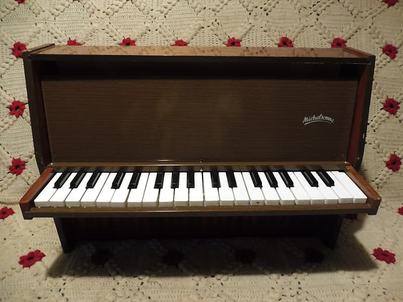 chromatic toy piano Michelsonne 37 keys image 1
