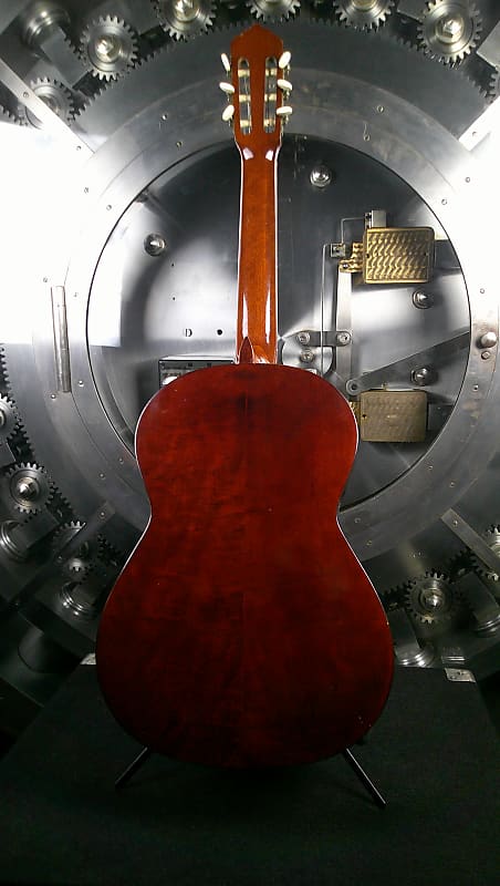 Shinano Model No 13 MIJ Classical Guitar w/ Chipboard Case