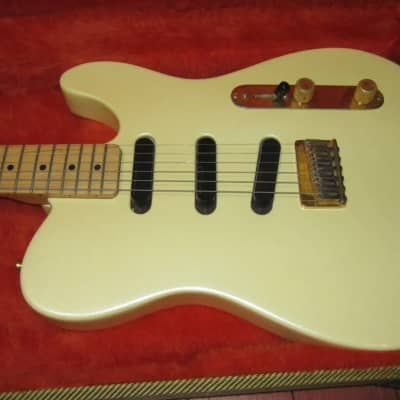 1990 Fender James Burton Signature Telecaster Pearl White w/ Original Tweed Case image 4