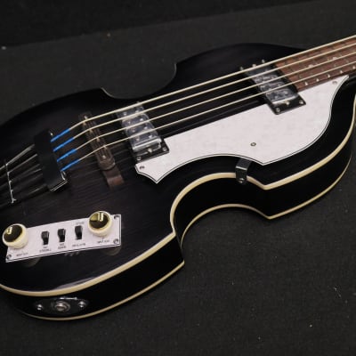 Hofner IGNITION PRO Beatle Bass HI-BB-PE-TBK comes with Flat Wounds & 500/1 Tea Cup Knobs in Transparent Black & Case image 2