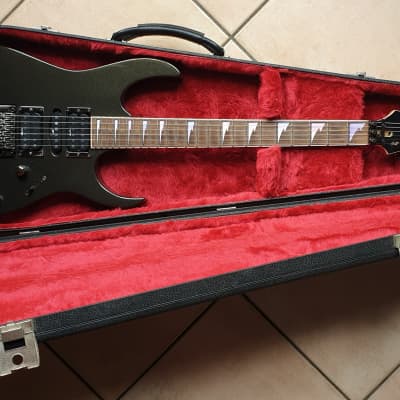 FIRST TIME EVER ON REVERB! Super Rare! One of 50 (or less?) 1996 Ibanez RG527RLTD Limited Edition Model reverse headstock with hardshell case RGR simil RG570 for sale