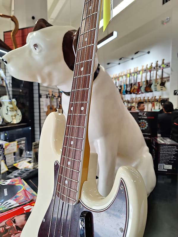 Fender American Vintage II '66 Jazz Bass | Reverb