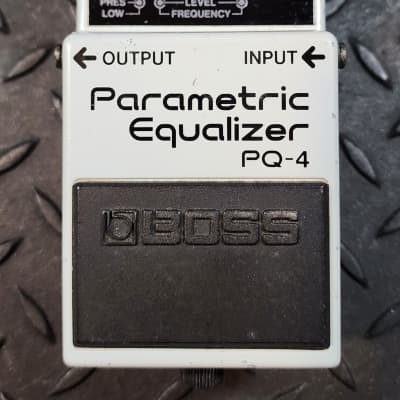 BOSS PQ-4 Parametric Equalizer Guitar Effect Pedal Excellent