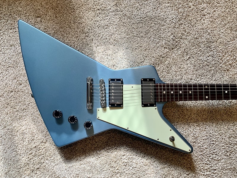 Gibson Explorer ギブソン エクスプローラー 2006年 Gibson Explorer Black 2006 – Chicago Music Exchange