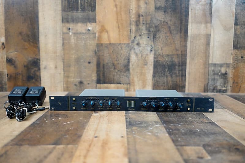 FMR Audio Really Nice Compressor RNC 1773 Pair Rack Mount Bundle