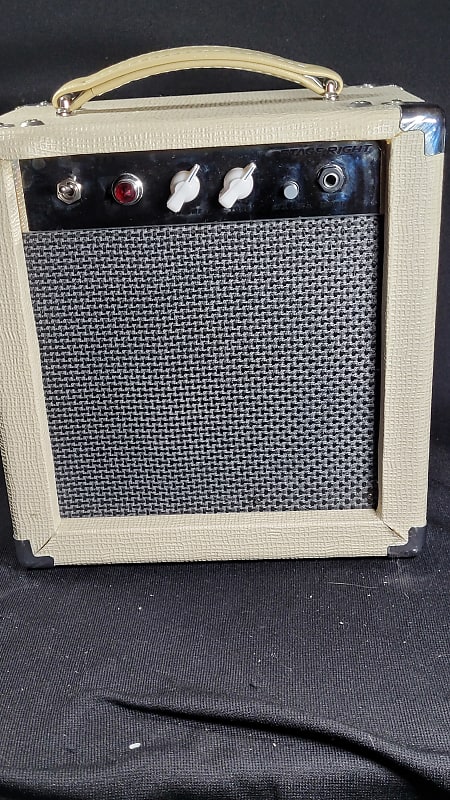 Monoprice Stage Right Monoprice 5 Watt 1x8 Guitar Combo Tube Reverb 2511