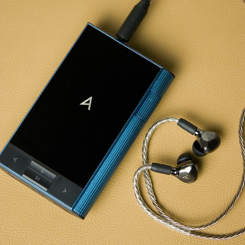 Astell & Kern KANN Portable High Resolution Audio Player (Eos Blue) | Reverb