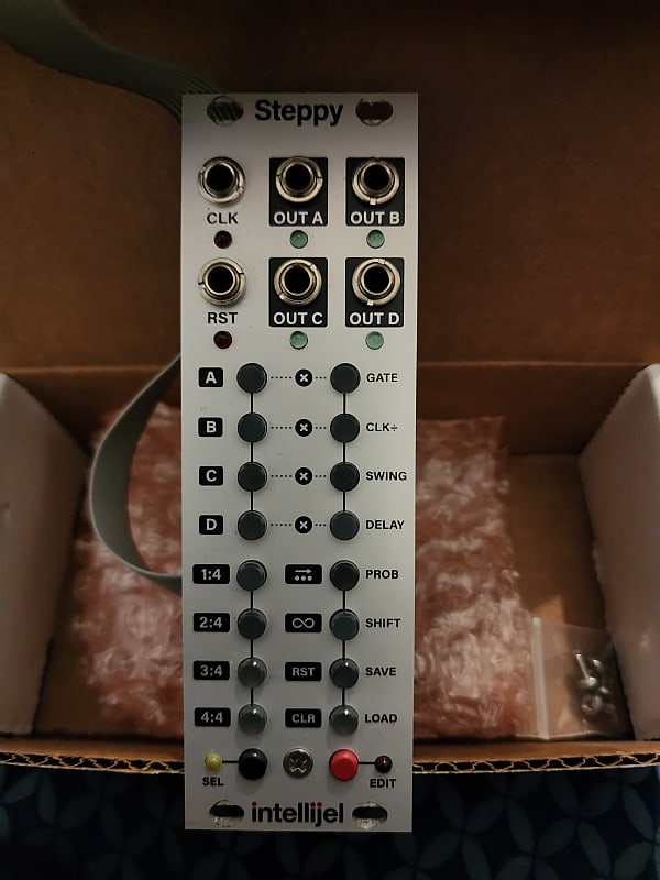 Intellijel Steppy 4-Track 64-Step Step Sequencer Eurorack Synth Module 2019 - Present - White image 1