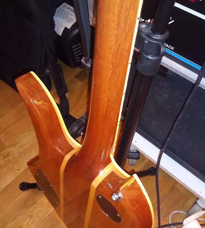 B.C. Rich (BCリッチ) エレキギター Rロゴ キズ有