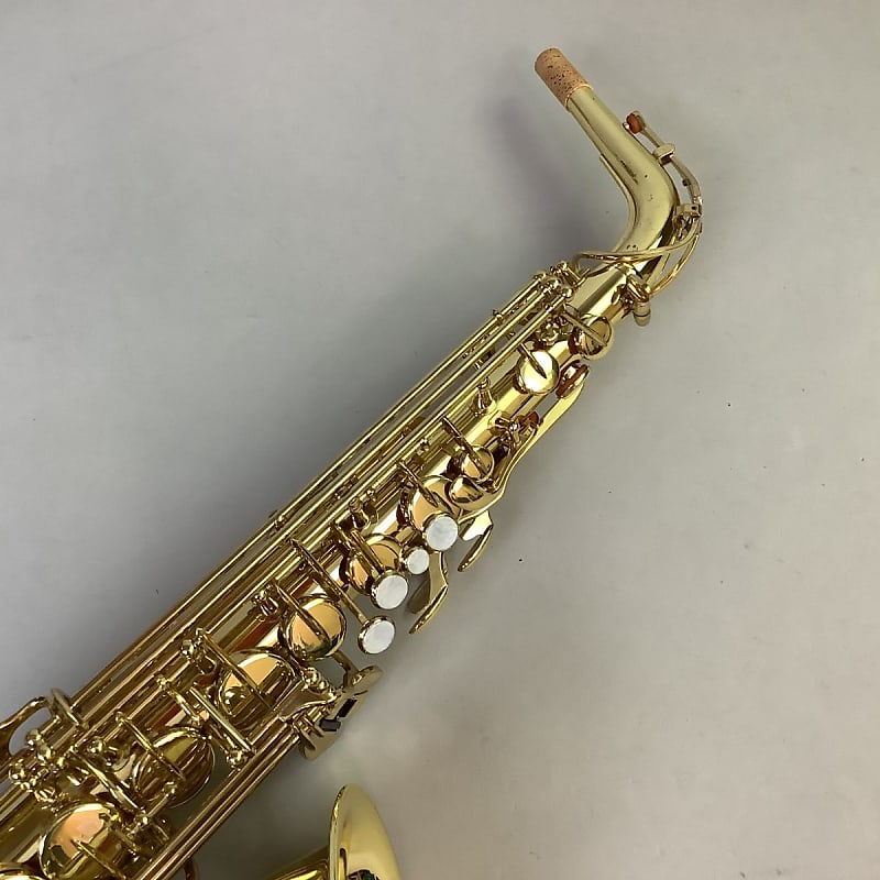 Yamaha YAS-32 Alto Saxoophone