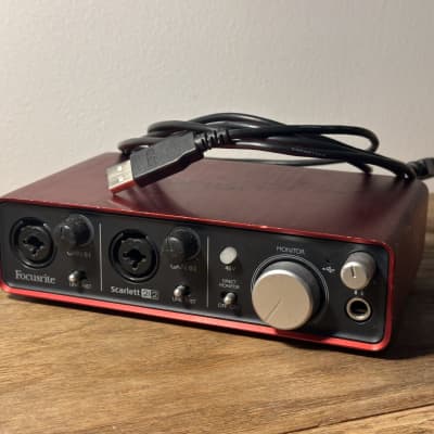 Focusrite Scarlett 2i2 (1st Gen) | Reverb