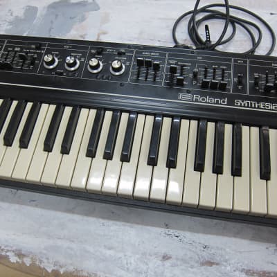 Roland SH-2 37-Key Synthesizer 1979 - 1982 - Black