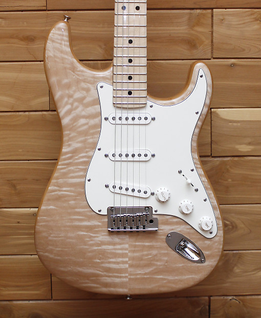 Fender Custom Shop Custom Deluxe Stratocaster Natural Quilt AAAAA 9231006664 SN R83535