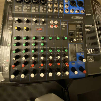 YAMAHA MG10XU 10-Input Stereo Mixer with Effects - New Open Box image 3