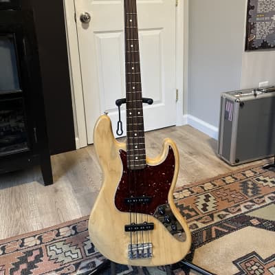Fender Special Edition Deluxe Jazz Bass Ash with Pau Ferro Fretboard 2017 - Natural for sale