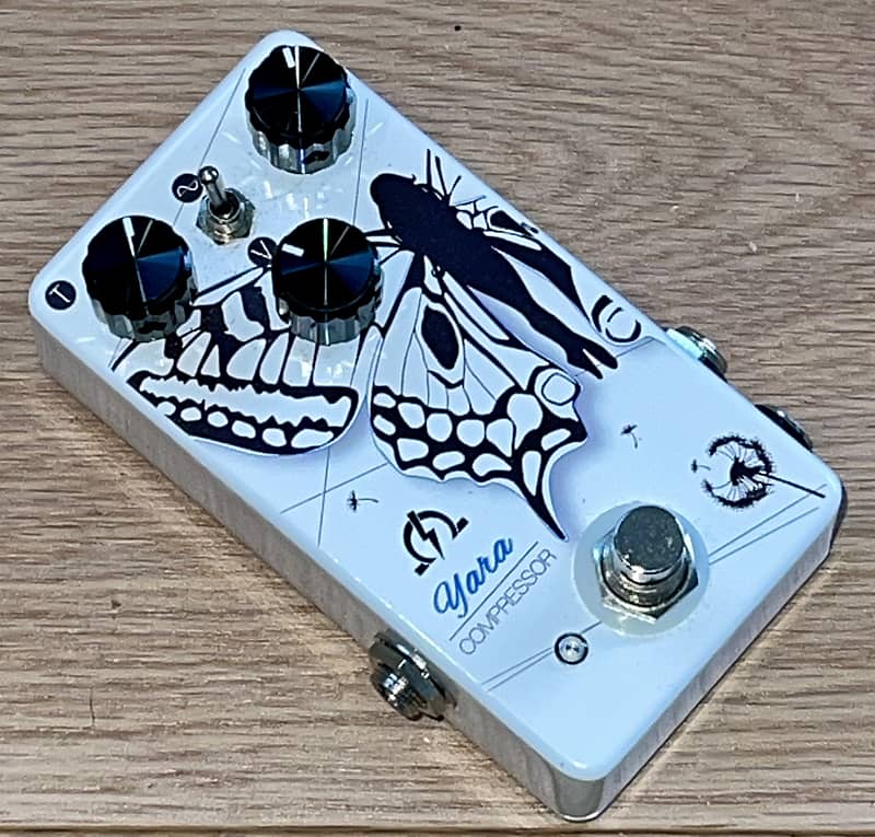 Ohmless Pedals Yara Optical Compressor White, Amazing Ohmless Pedals Yara Optical Compressor White, Amazing