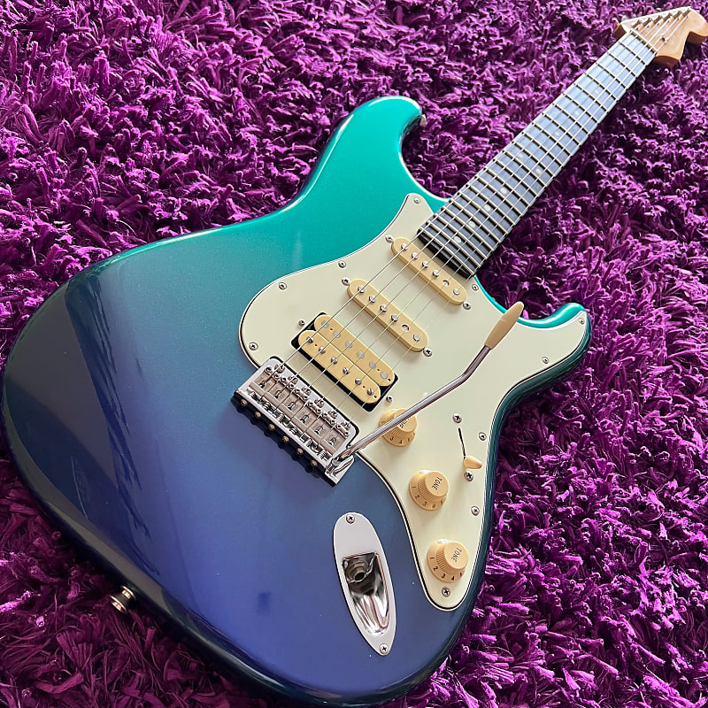 レア！Fender JAPAN Stratocaster STR70 フェンダー - エレキギター