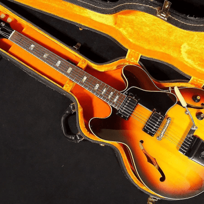 Gibson ES-335TD with Maestro Vibrola 1967
