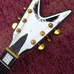 2006 Dean Flying V White w/ Black Binding Previously Owned