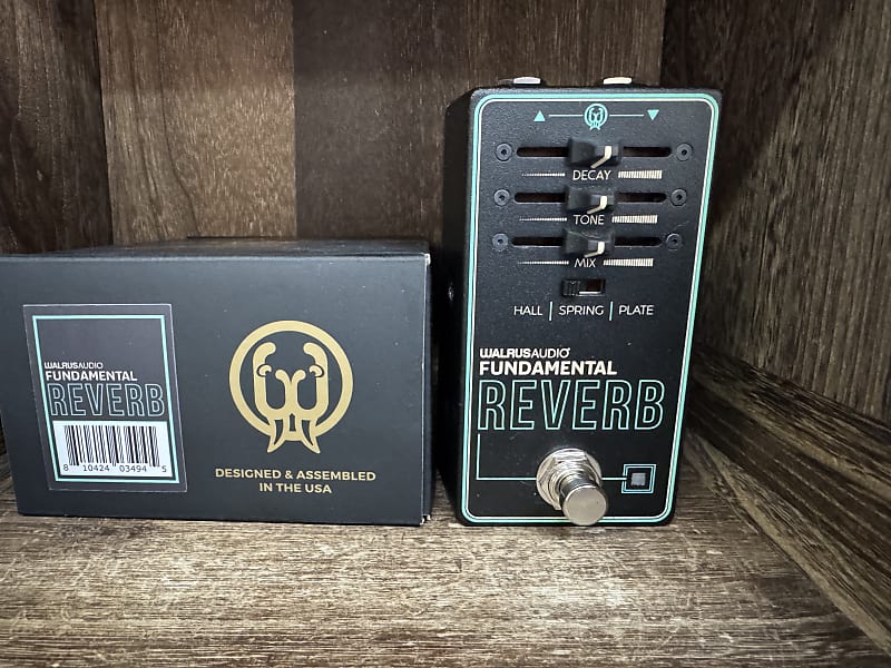 Walrus Audio Fundamental Reverb